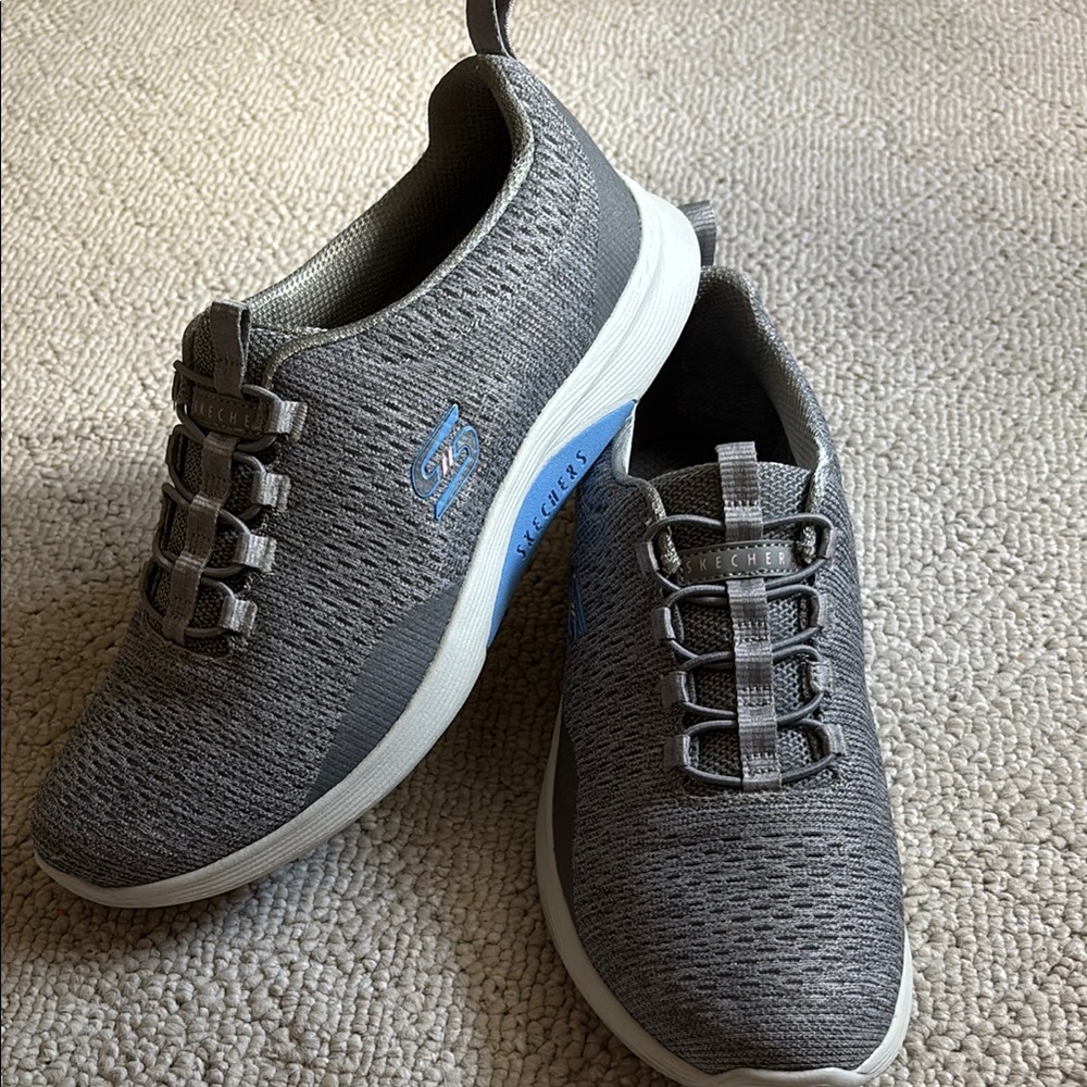 Skechers New Womens Gray Athletic Shoes